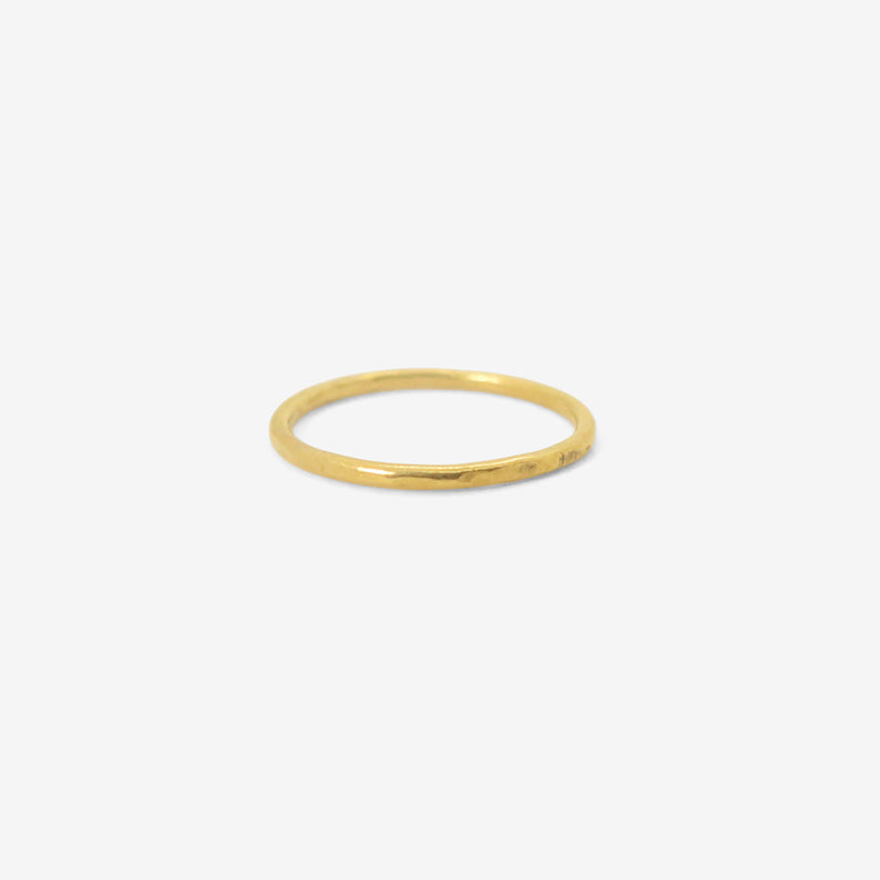 ROSANNE PUGLIESE 22K 1.2MM BAND, SIZE 5 1/2