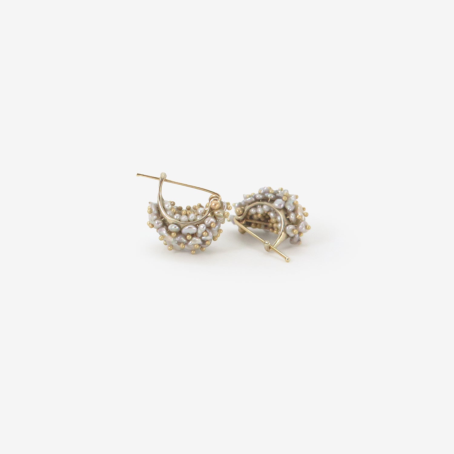TED MUEHLING 18K WHITE GOLD & KESHI PEARL BASKET EARRINGS
