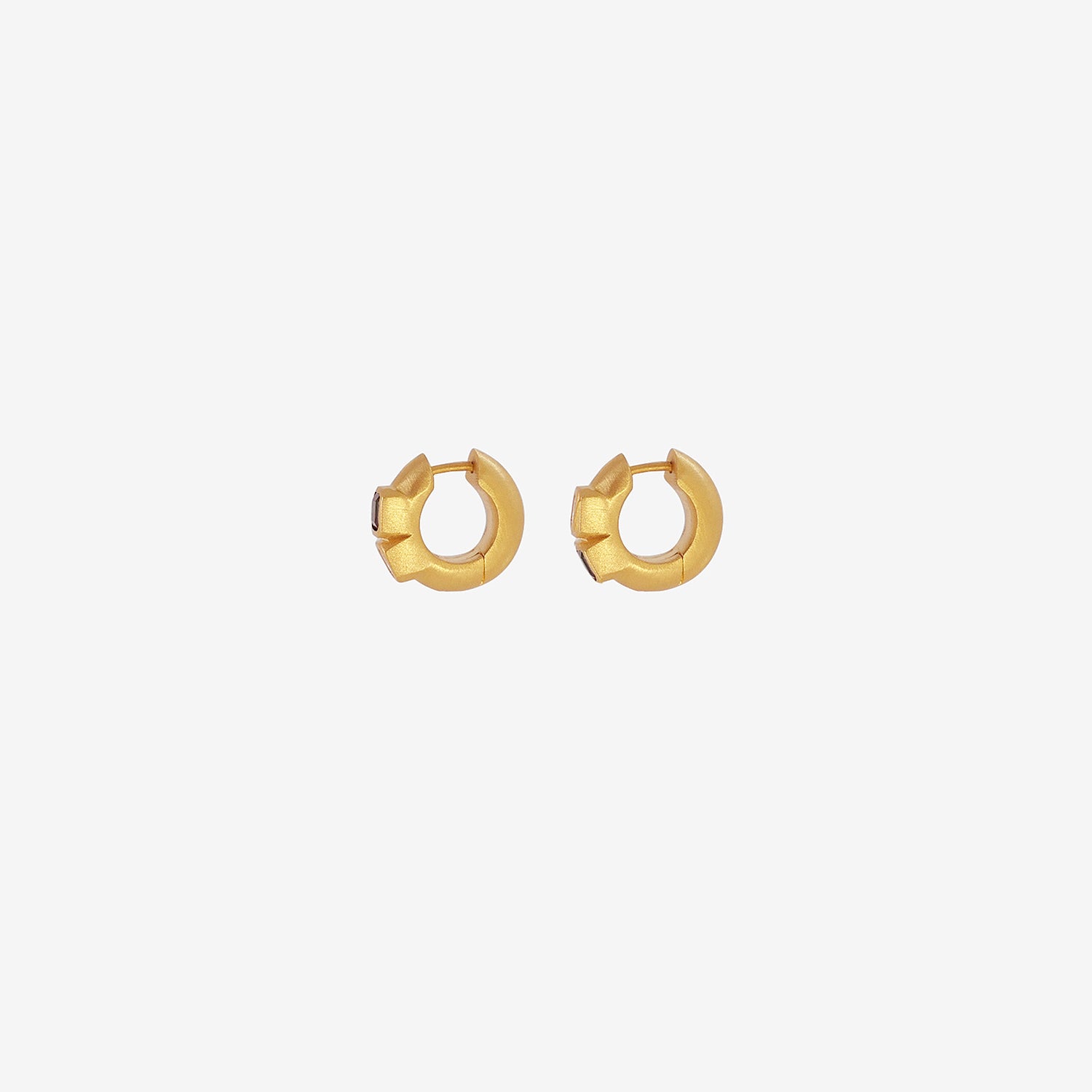 DARIUS 18K SIGNATURE HOOPS WITH DIAMONDS & EMERALDS