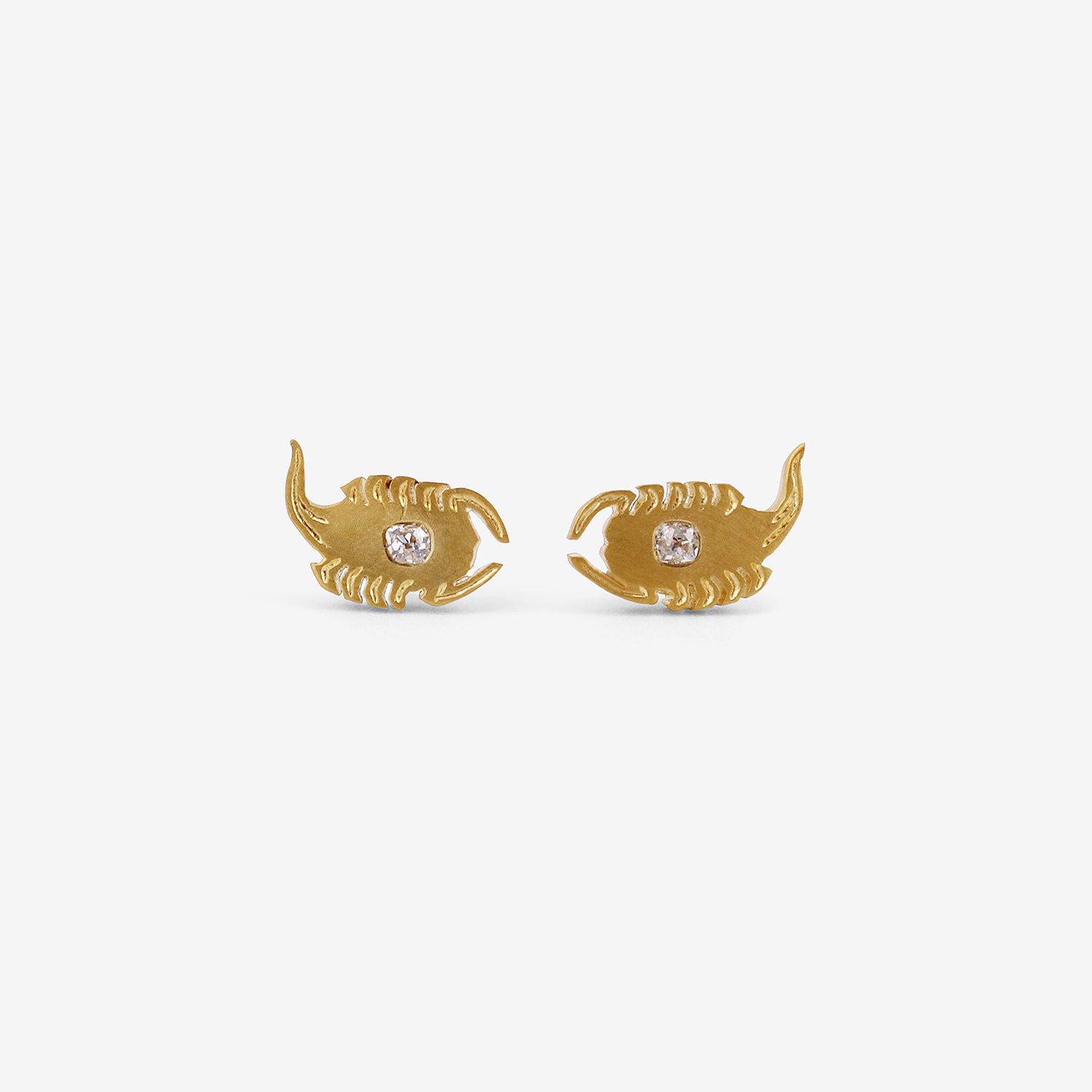 DARIUS 18K MINI DENDERA SCORPION STUDS, .15CT