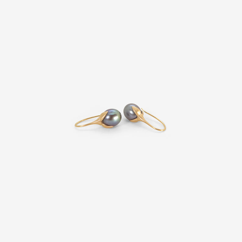 GABRIELLA KISS 14K & BLACK FRESHWATER PEARL EGGPLANT EARRINGS