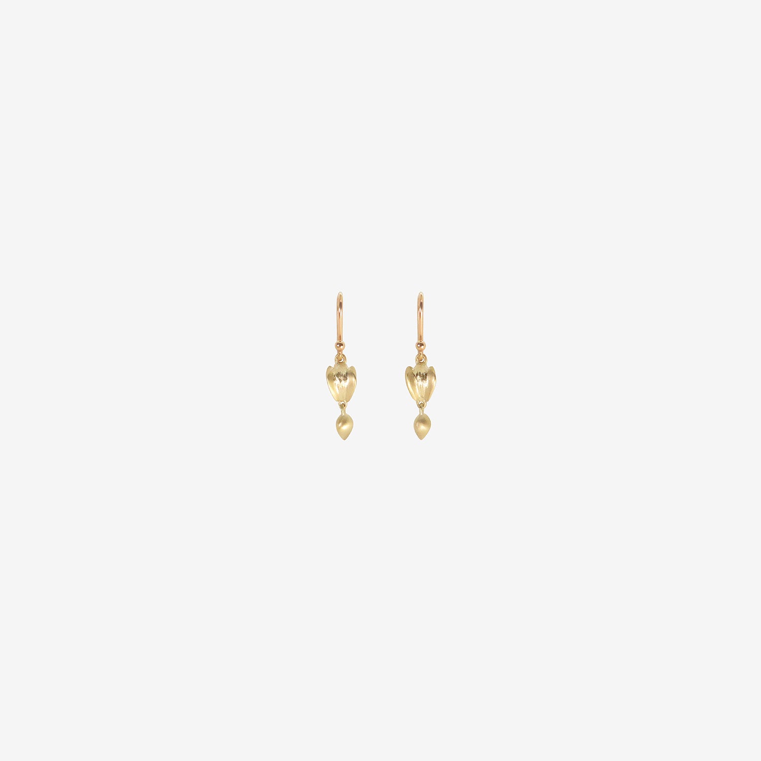 GABRIELLA KISS 14K GREEN GOLD BUCKWHEAT WITH SEED EARRINGS