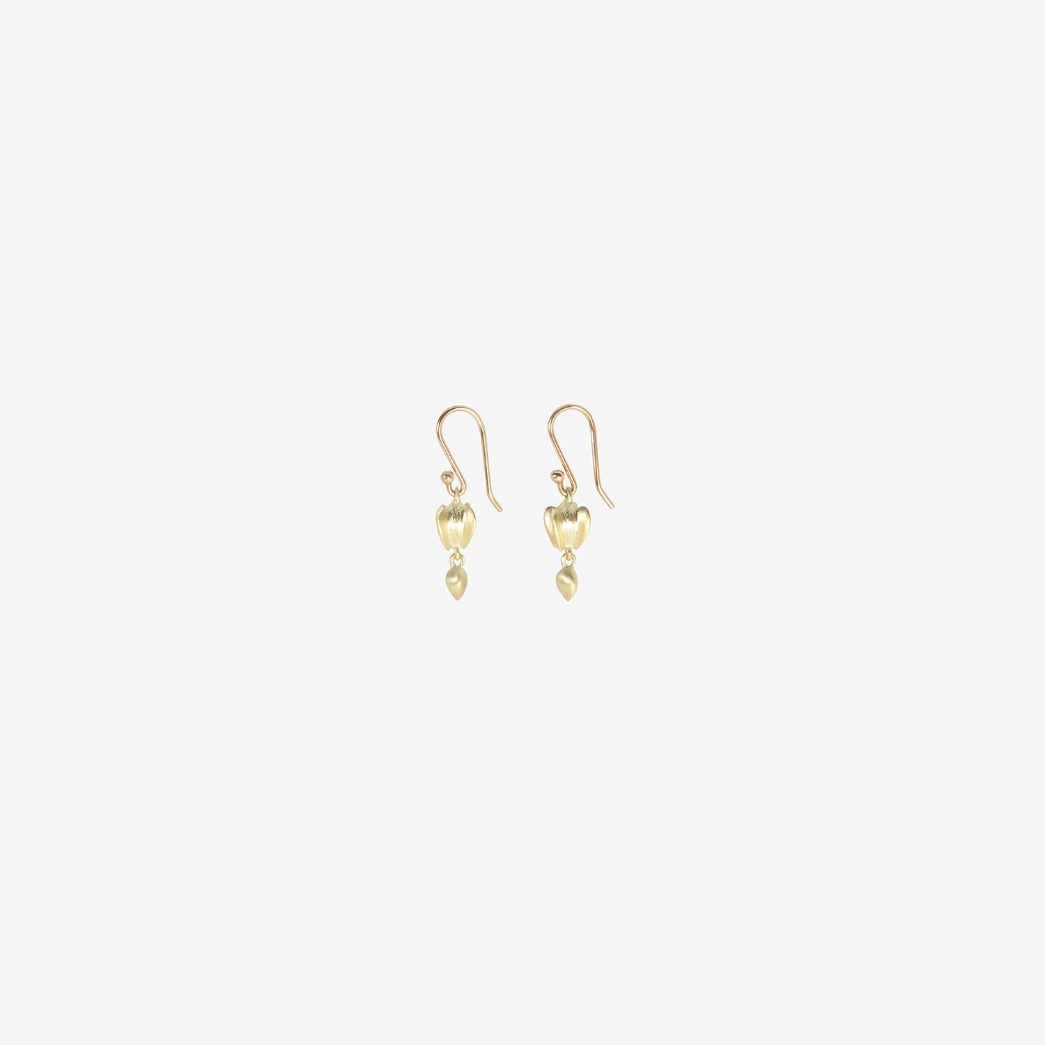 GABRIELLA KISS 14K GREEN GOLD BUCKWHEAT WITH SEED EARRINGS