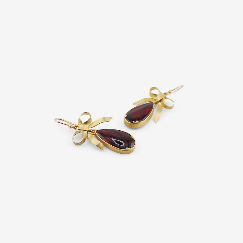 GABRIELLA KISS 18K & PEAR-SHAPED ALMANDINE GARNET EARRINGS WITH BOWS