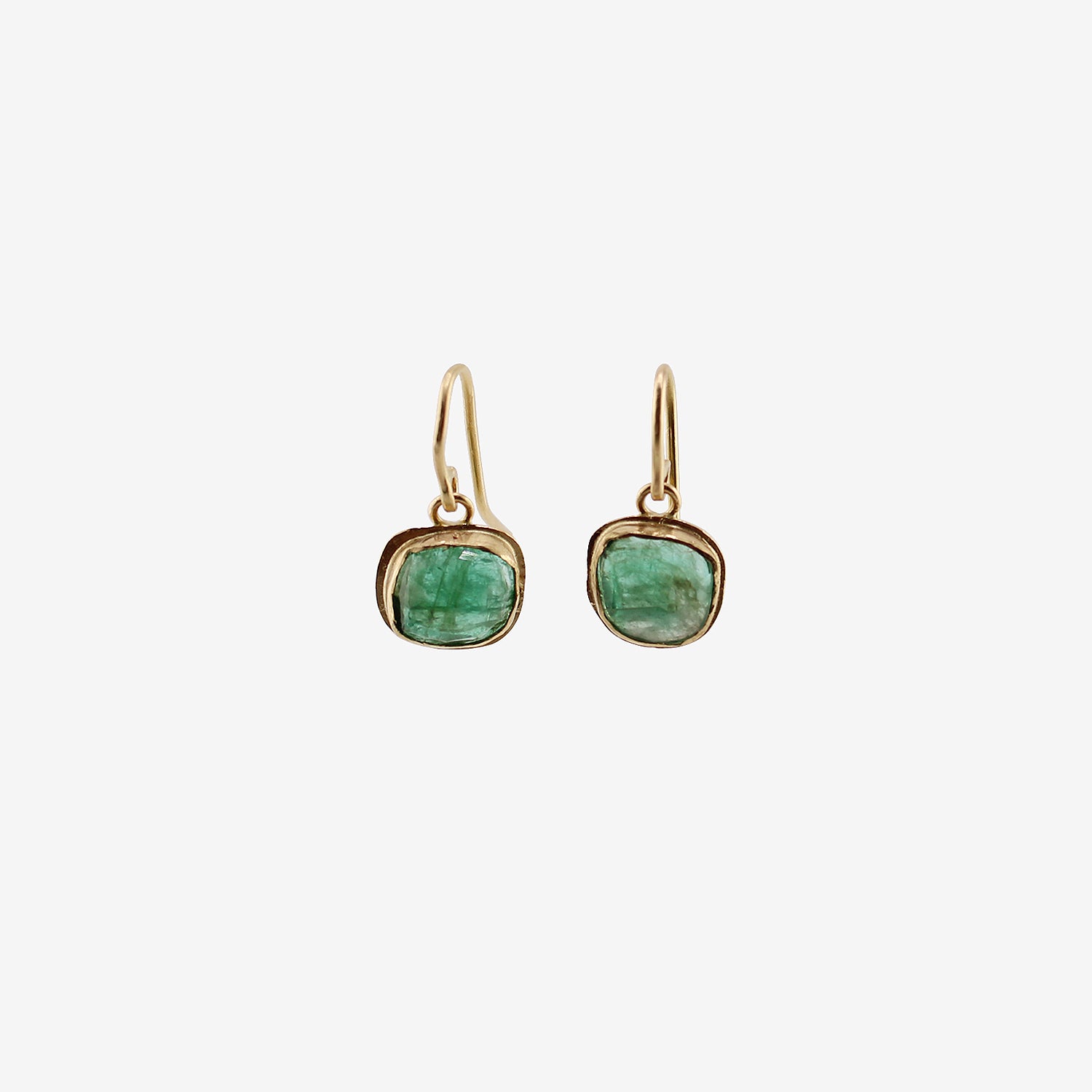 JUDY GEIB 18K & ROSE-CUT EMERALD SINGLE DROP EARRINGS, 2.54CT