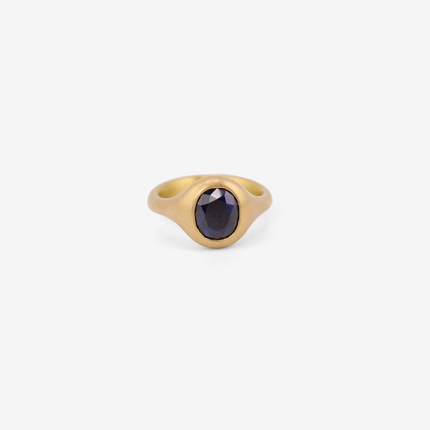 LOLA BROOKS 18K & OVAL BLUE SAPPHIRE CAST RING, 2.60CT