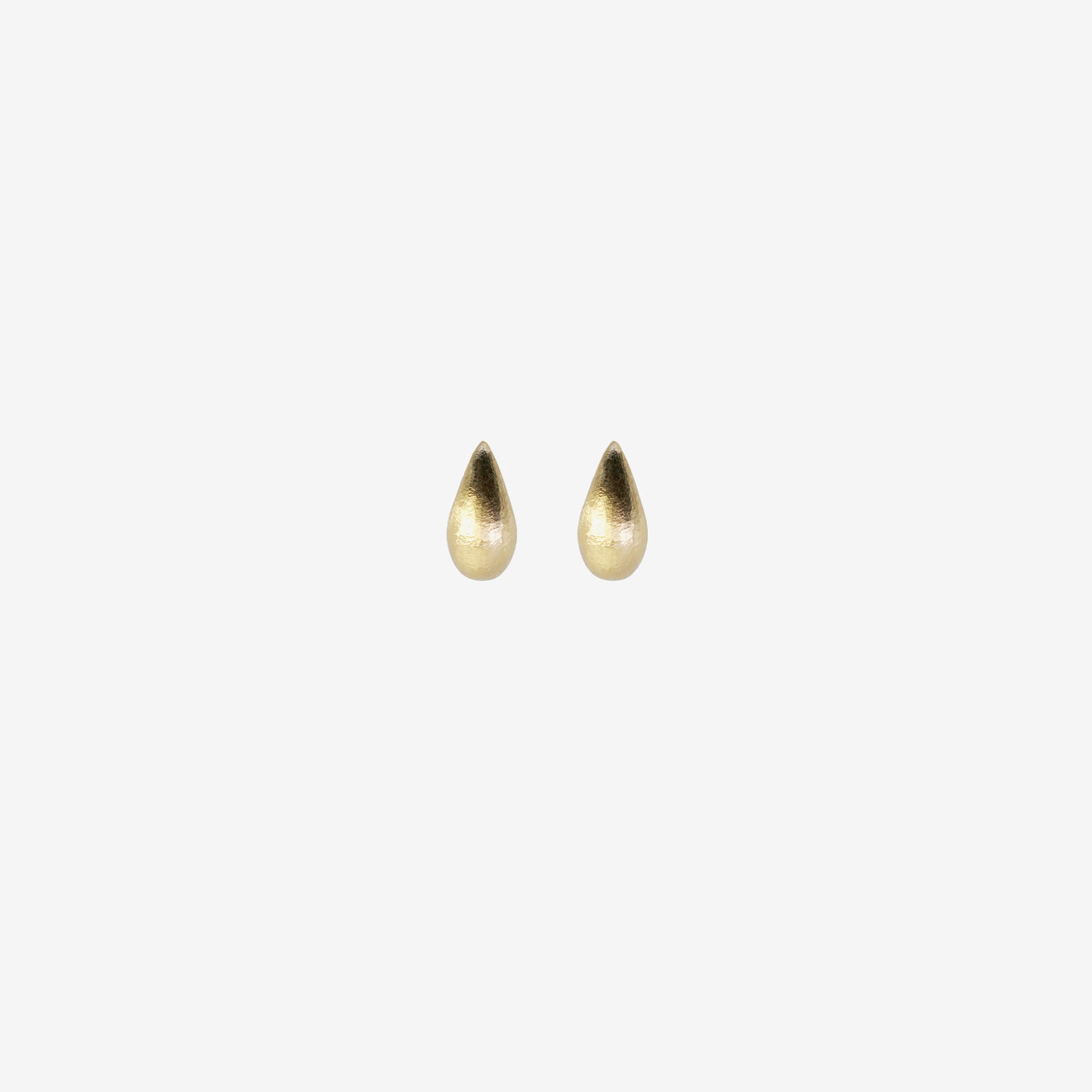 NICOLE LANDAW 14K LARGE HEWN TEARDROP EARRINGS ON POSTS