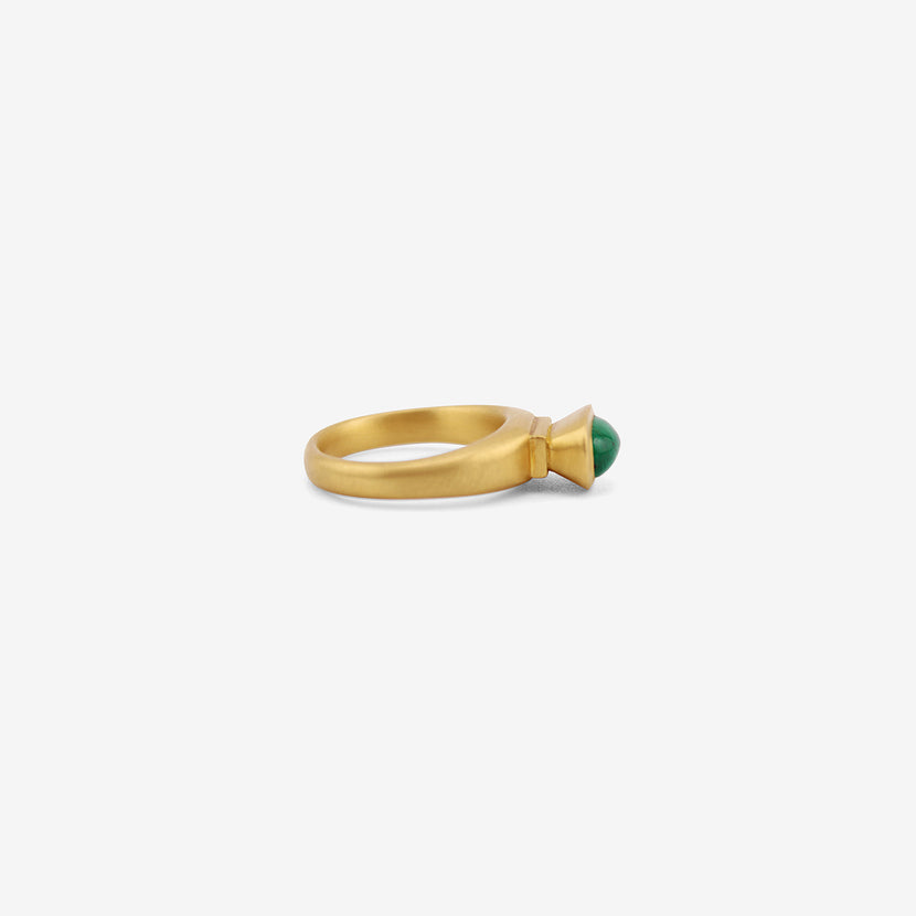 PROUNIS 22K & EMERALD BABY TURRIS RING