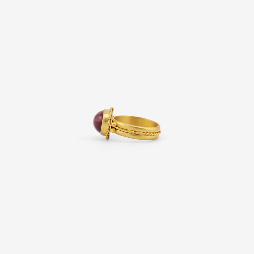 PROUNIS 22K & OVAL ROSE TOURMALINE MEDIUM NAUTA RING
