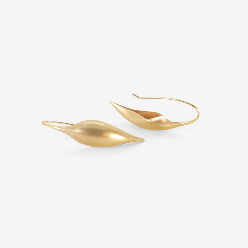 TED MUEHLING 14K SMALL POD EARRINGS