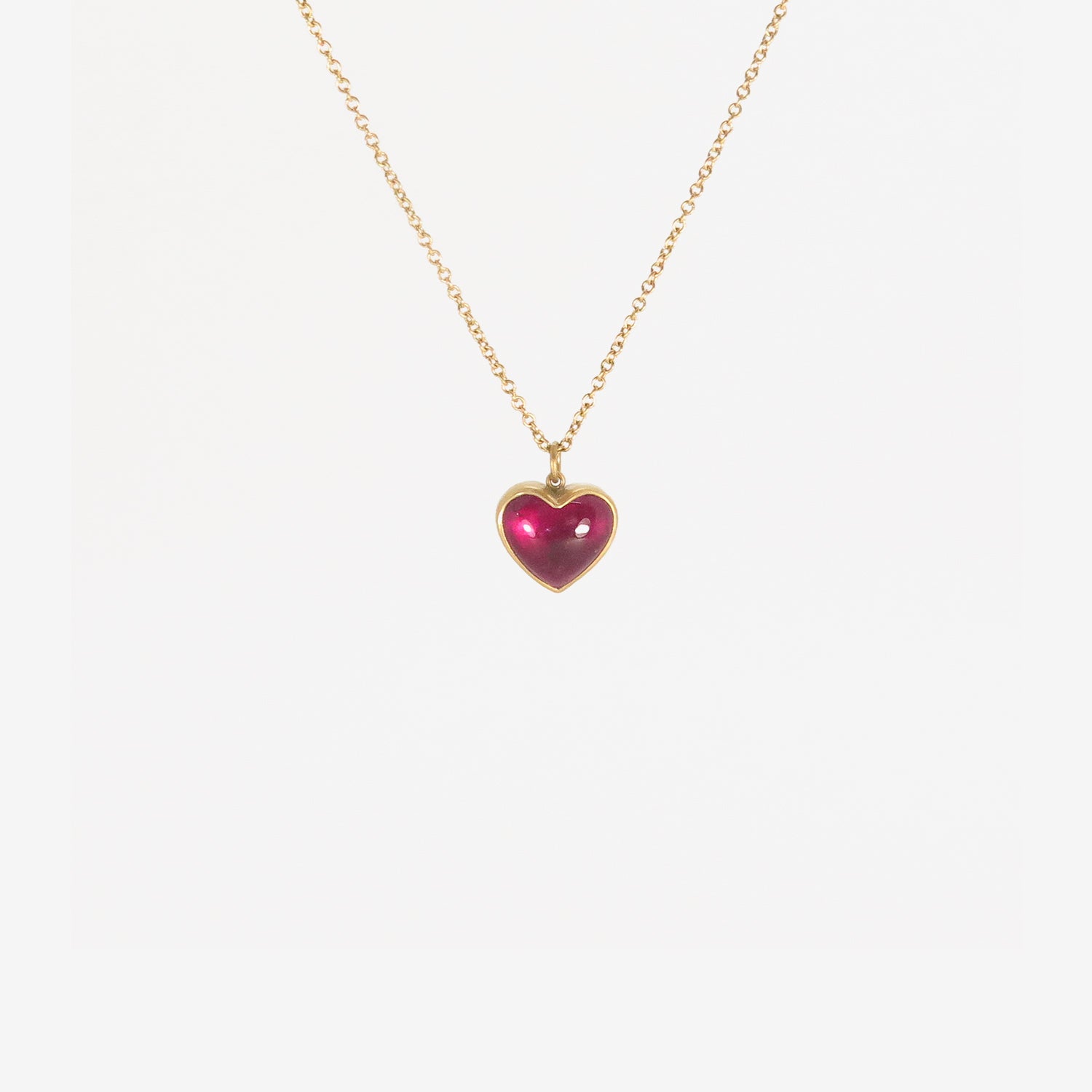 LOLA BROOKS 18K & HOT PINK TOURMALINE SWEETHEART NECKLACE, 7.24CT