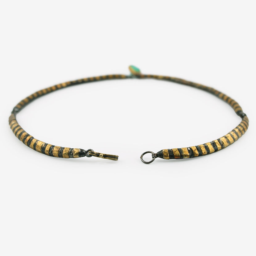 JUDY GEIB 22K & STERLING SILVER WIENER WERKSTATTE STRIPED CUFF NECKLACE WITH PEAR-SHAPED COLOMBIAN EMERALD, 7.88CT
