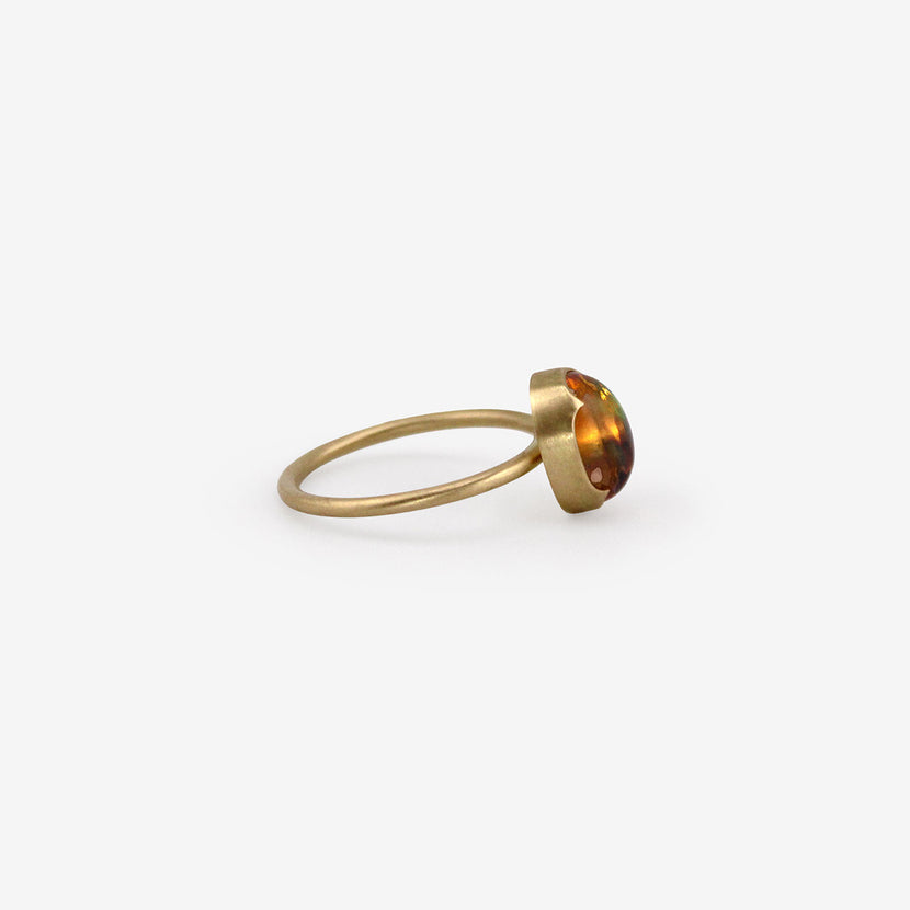 GABRIELLA KISS 18K & OVAL MEXICAN FIRE OPAL RING, 2.5CT