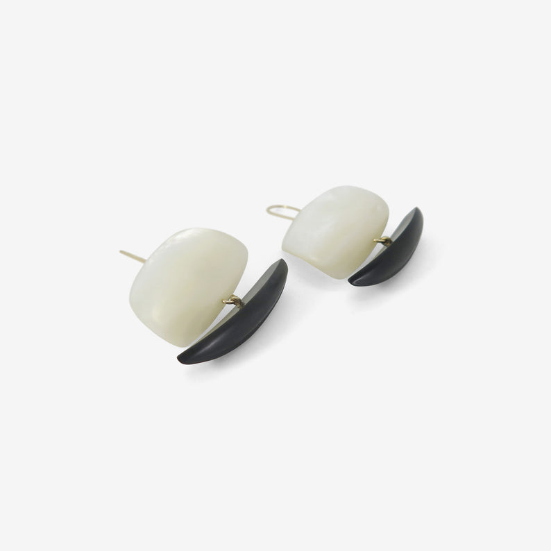 GABRIELLA KISS 14K & MOTHER-OF-PEARL GHOST SHIPS WITH BLACK JADE
