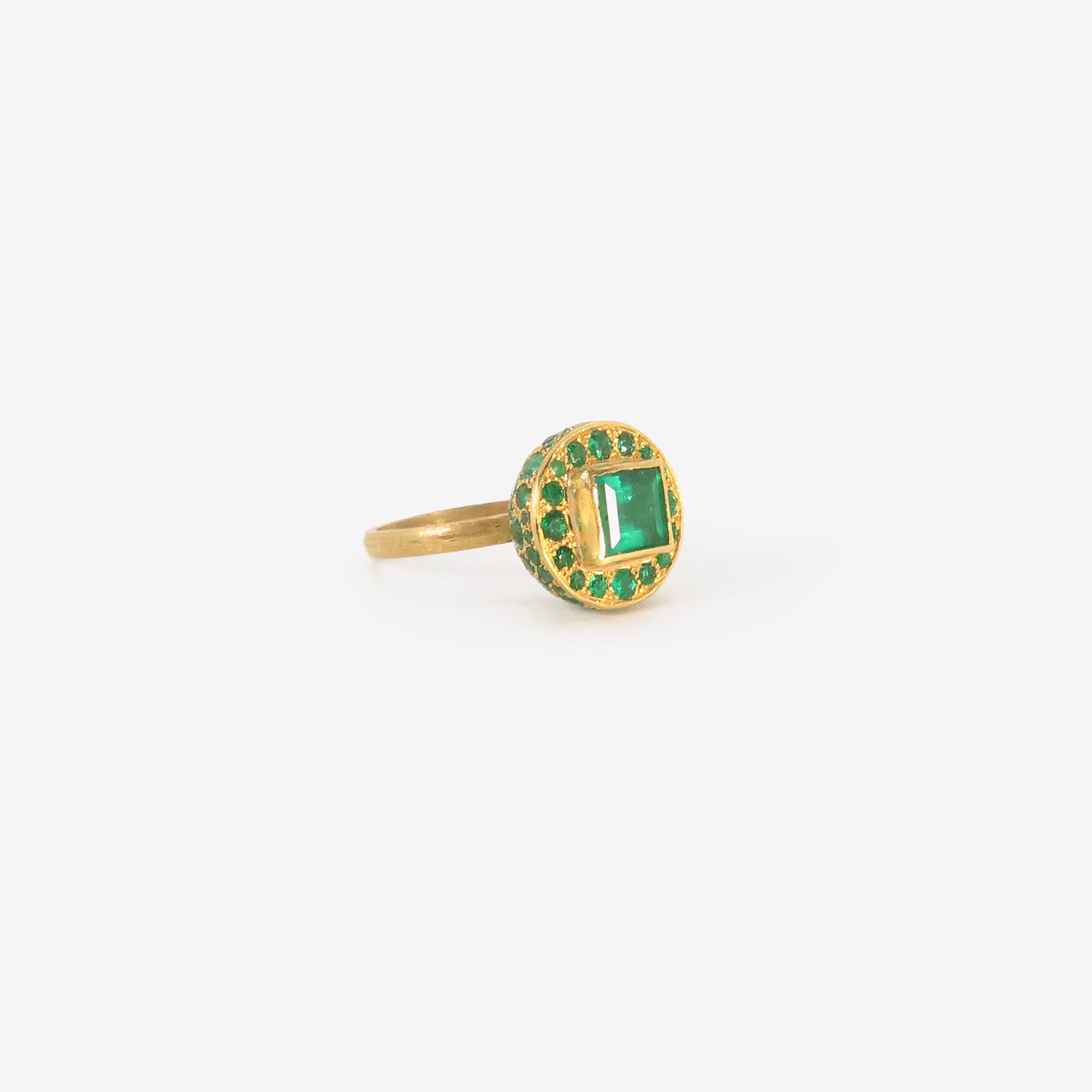 JUDY GEIB 22K & COLOMBIAN EMERALD RING WITH EMERALD PAVÉ