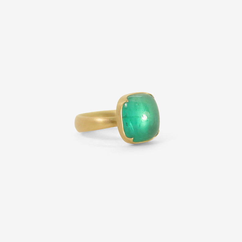 GABRIELLA KISS 18K & CUSHION-SHAPED COLOMBIAN EMERALD RING, 6CT
