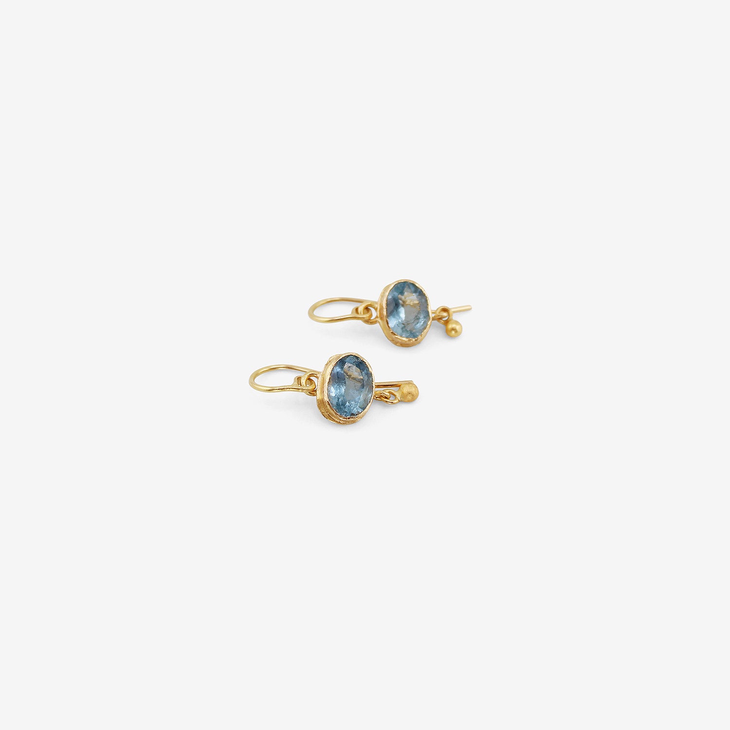 JUDY GEIB 18K & FACETED OVAL AQUAMARINE EARRINGS WITH DROPS, 2.15CT
