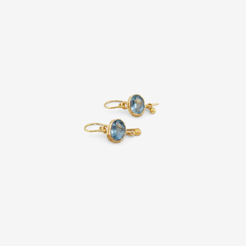 JUDY GEIB 18K & FACETED OVAL AQUAMARINE EARRINGS WITH DROPS, 2.15CT