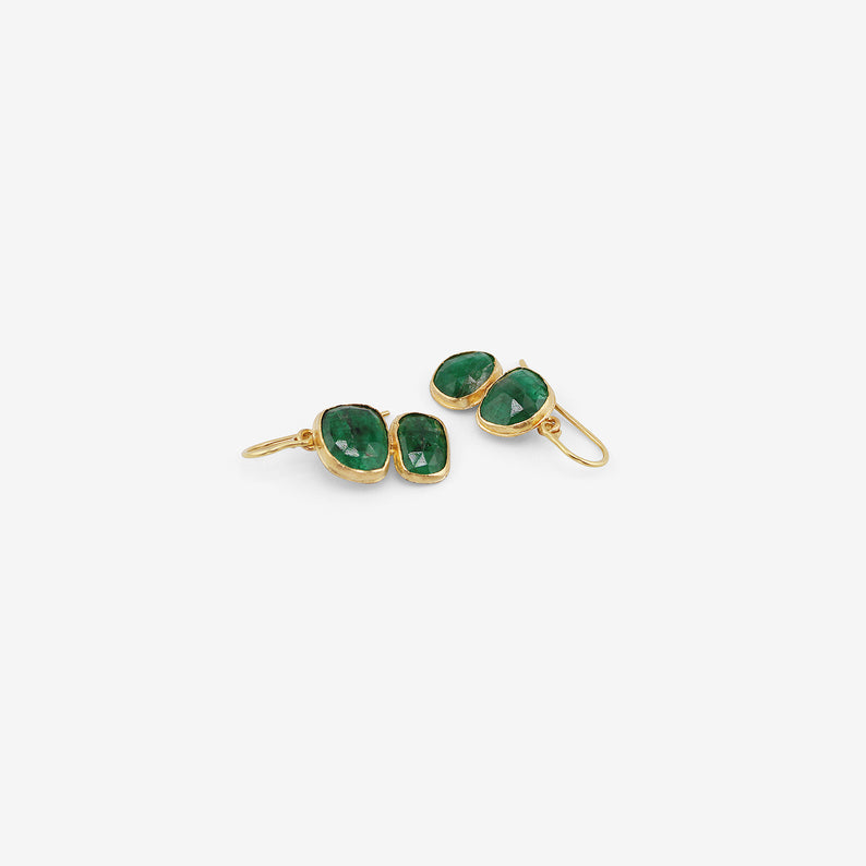 JUDY GEIB 18K & ROSE-CUT COLOMBIAN EMERALD DOUBLE DROP EARRINGS, 6.53CT