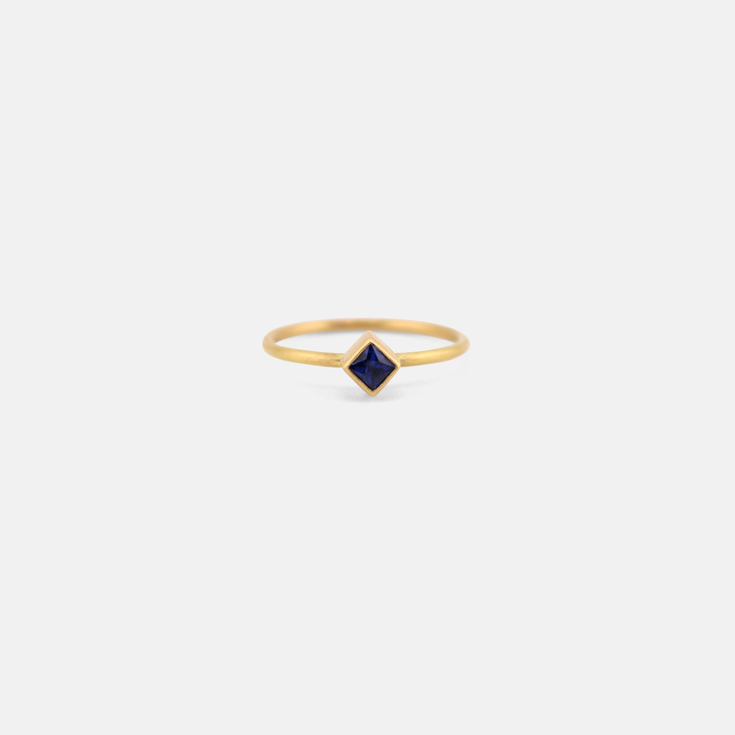 GABRIELLA KISS 18K & TINY SQUARE BLUE SAPPHIRE RING, .25CT