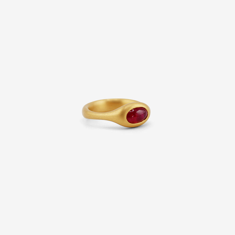 LOLA BROOKS 22K & ELONGATED OVAL RUBY CAST RING, 2.18CT