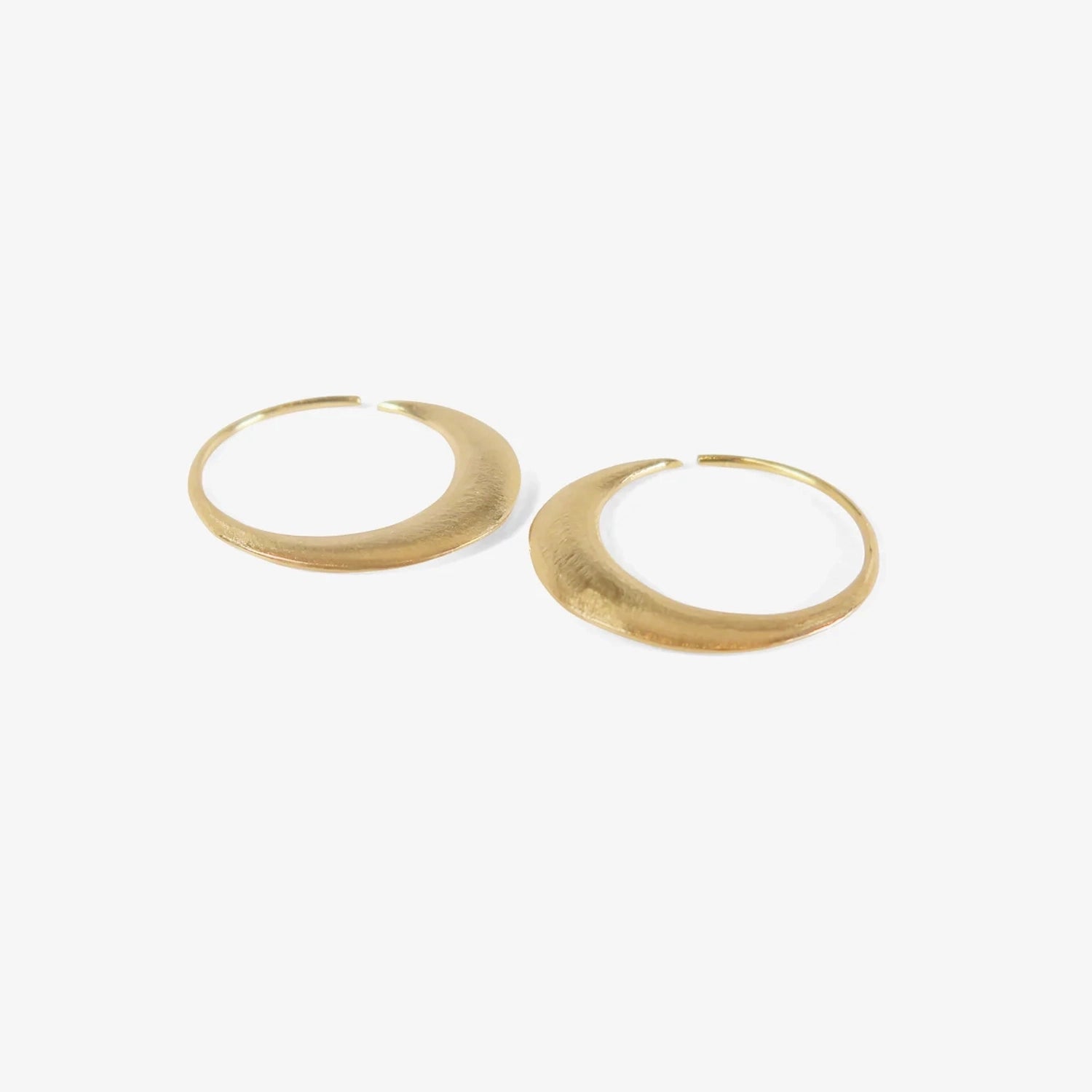 NICOLE LANDAW 14K MINI CRESCENT HOOPS