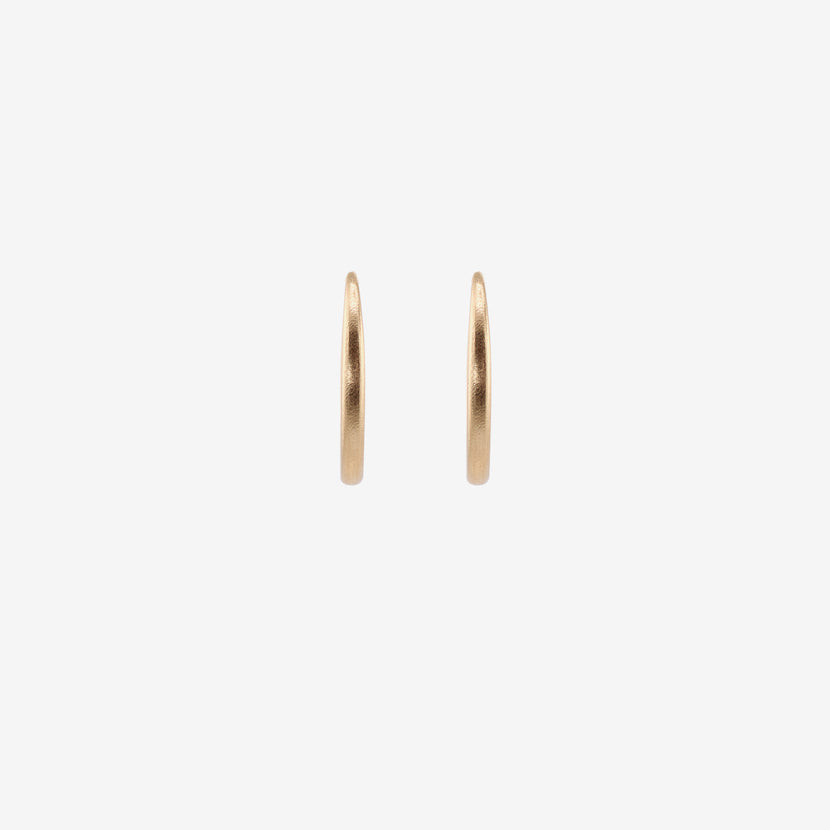 NICOLE LANDAW 14K HOLLOW-FORMED SCULPTED HOOPS ON POSTS