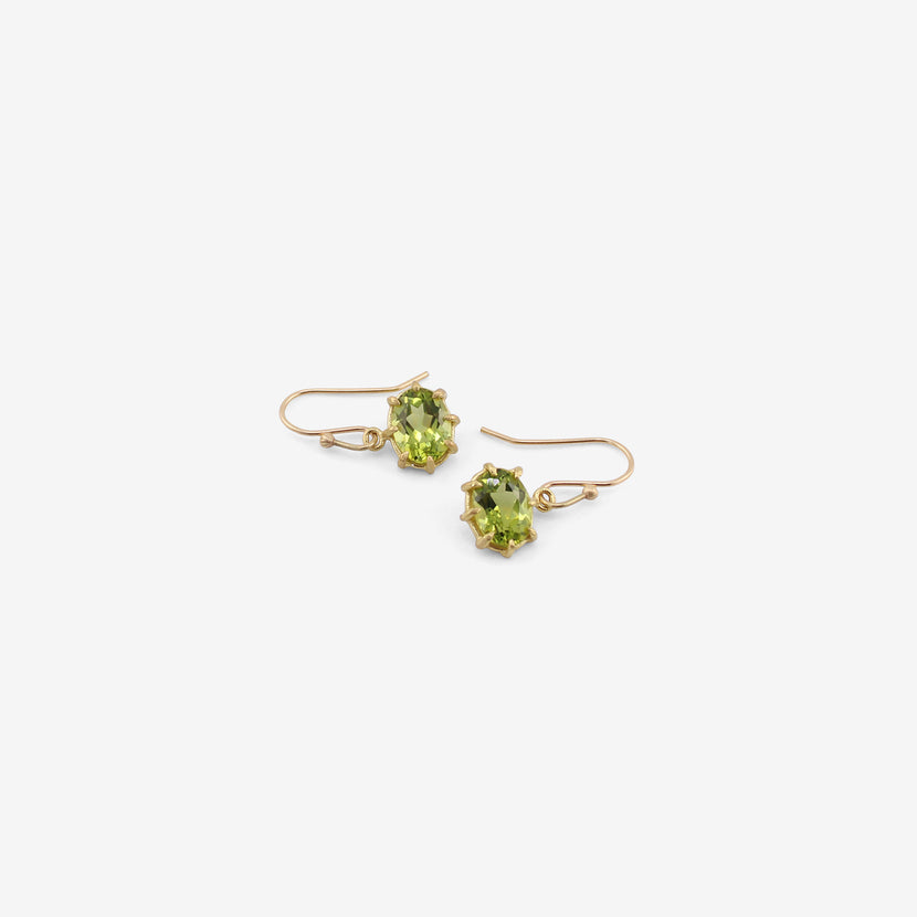 ROSANNE PUGLIESE 18K & FACETED OVAL PERIDOT EAST/WEST MINI GEM EARRINGS