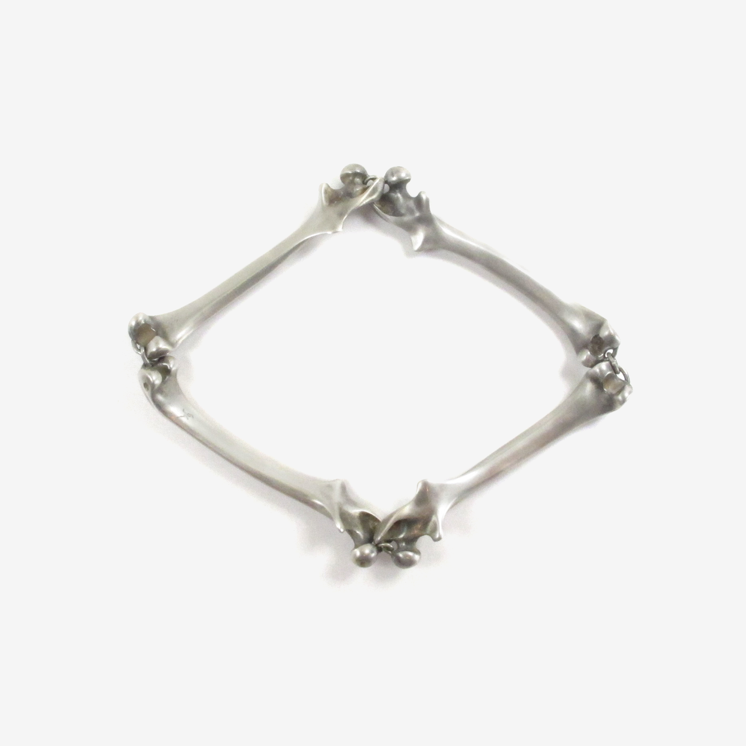 GABRIELLA KISS STERLING SILVER FEMUR BRACELET