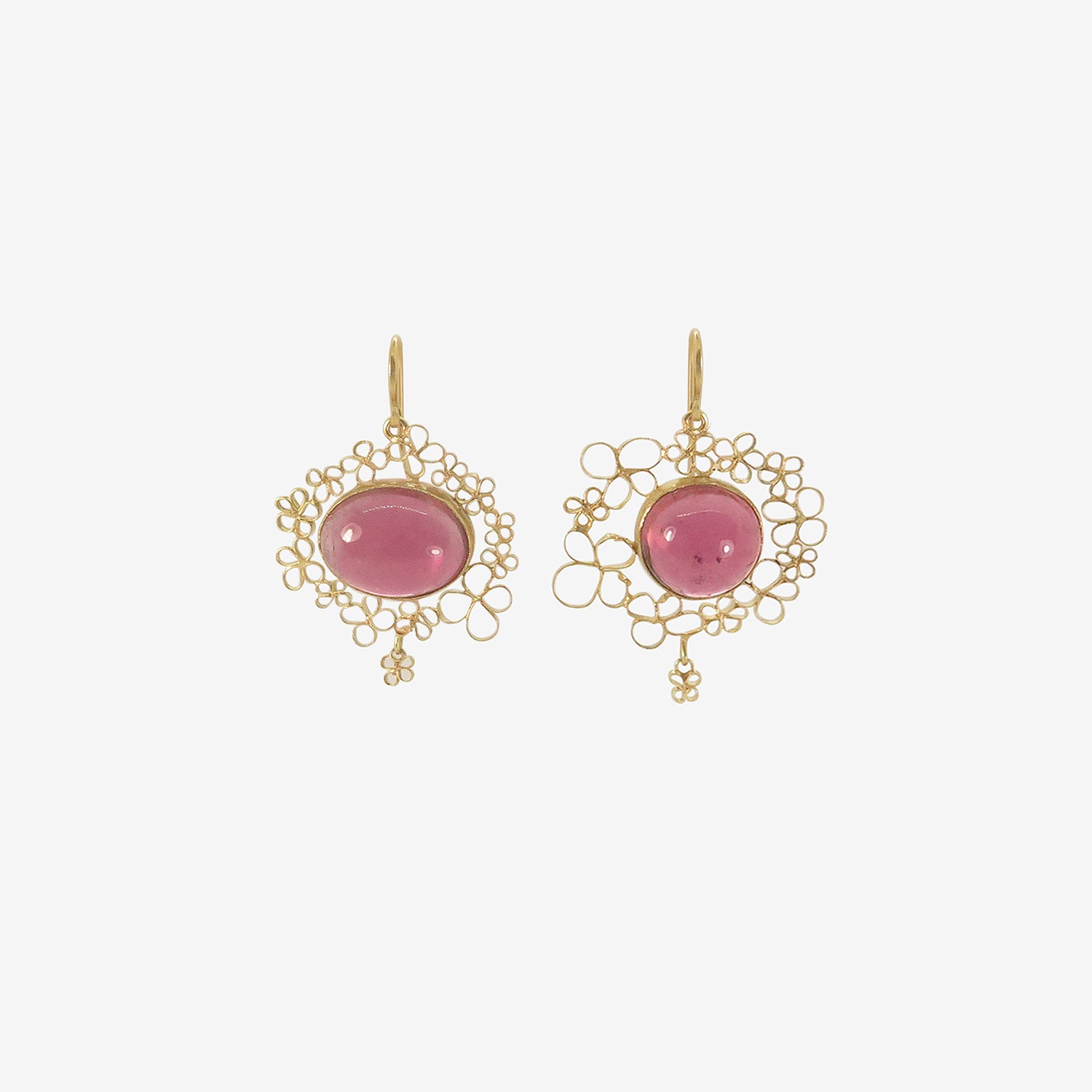 JUDY GEIB 18K & PINK TOURMALINE CABOCHON EARRINGS WITH FLOWERY FILIGREE