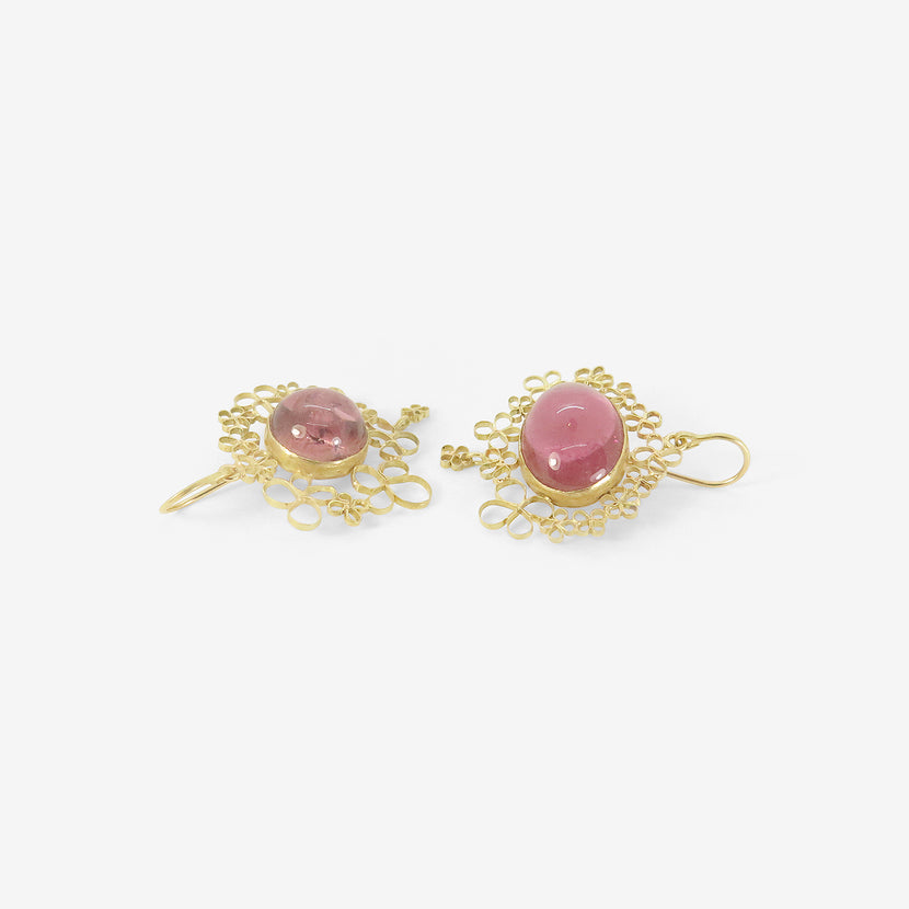 JUDY GEIB 18K & PINK TOURMALINE CABOCHON EARRINGS WITH FLOWERY FILIGREE