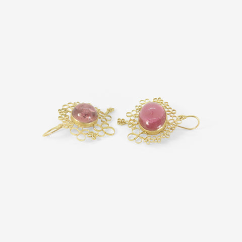 JUDY GEIB 18K & PINK TOURMALINE CABOCHON EARRINGS WITH FLOWERY FILIGREE