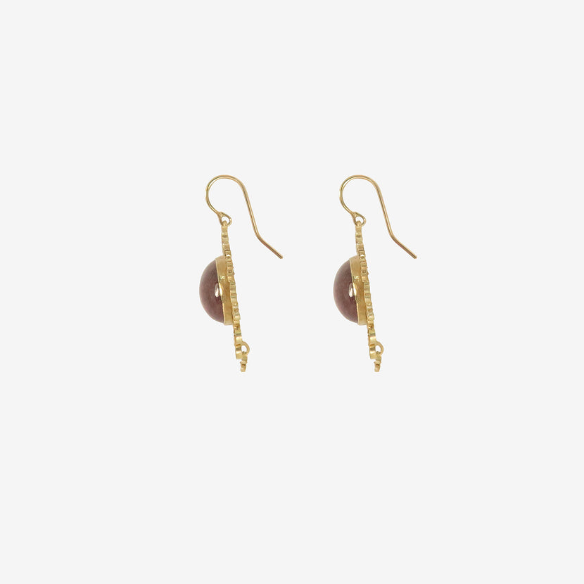 JUDY GEIB 18K & PINK TOURMALINE CABOCHON EARRINGS WITH FLOWERY FILIGREE