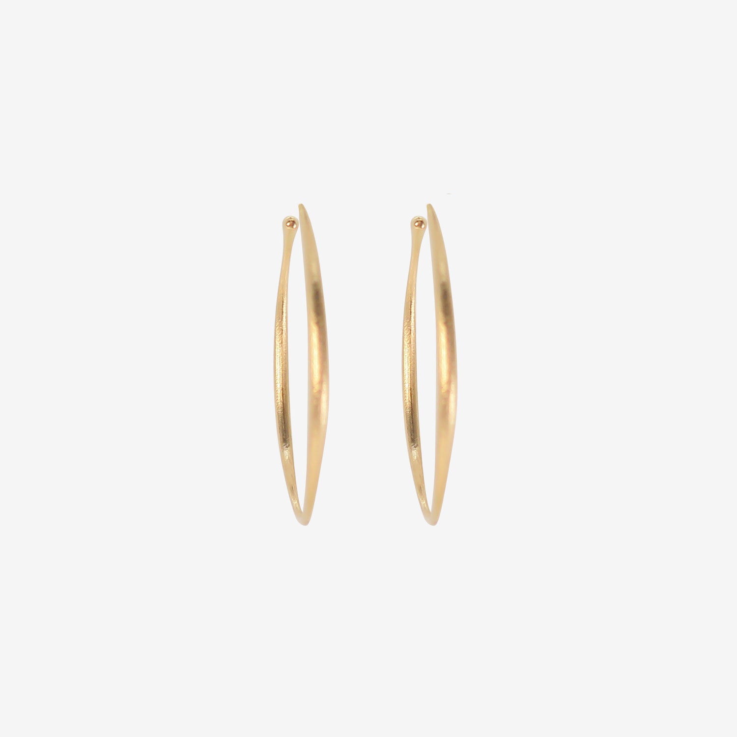 NICOLE LANDAW 14K HEWN OVAL HOOP EARRINGS