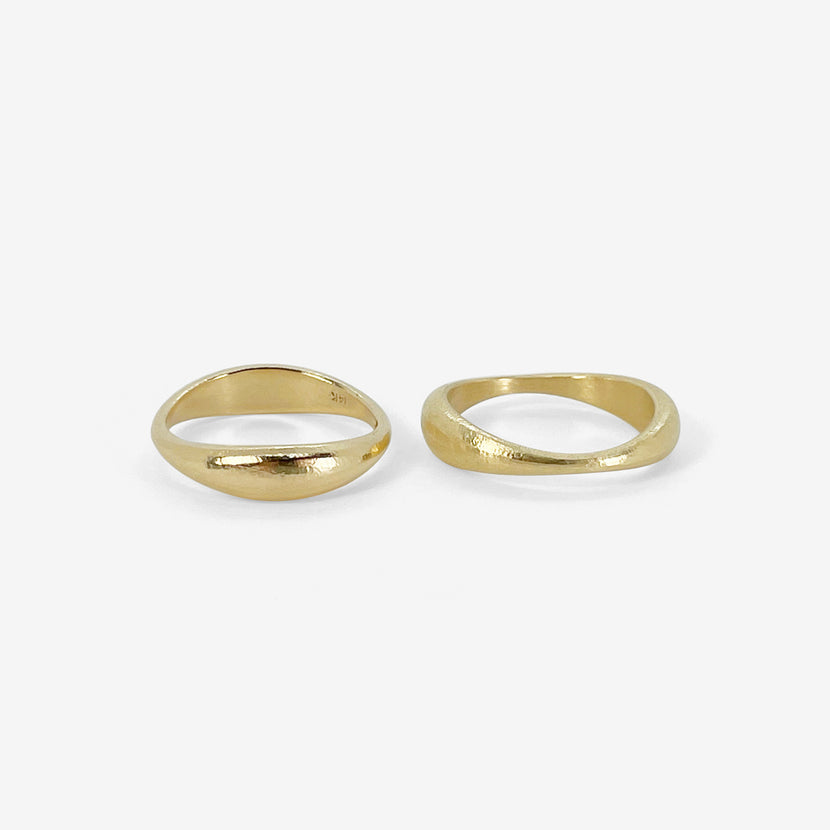 NICOLE LANDAW PAIR OF 14K NESTING HEWN STACKING RINGS