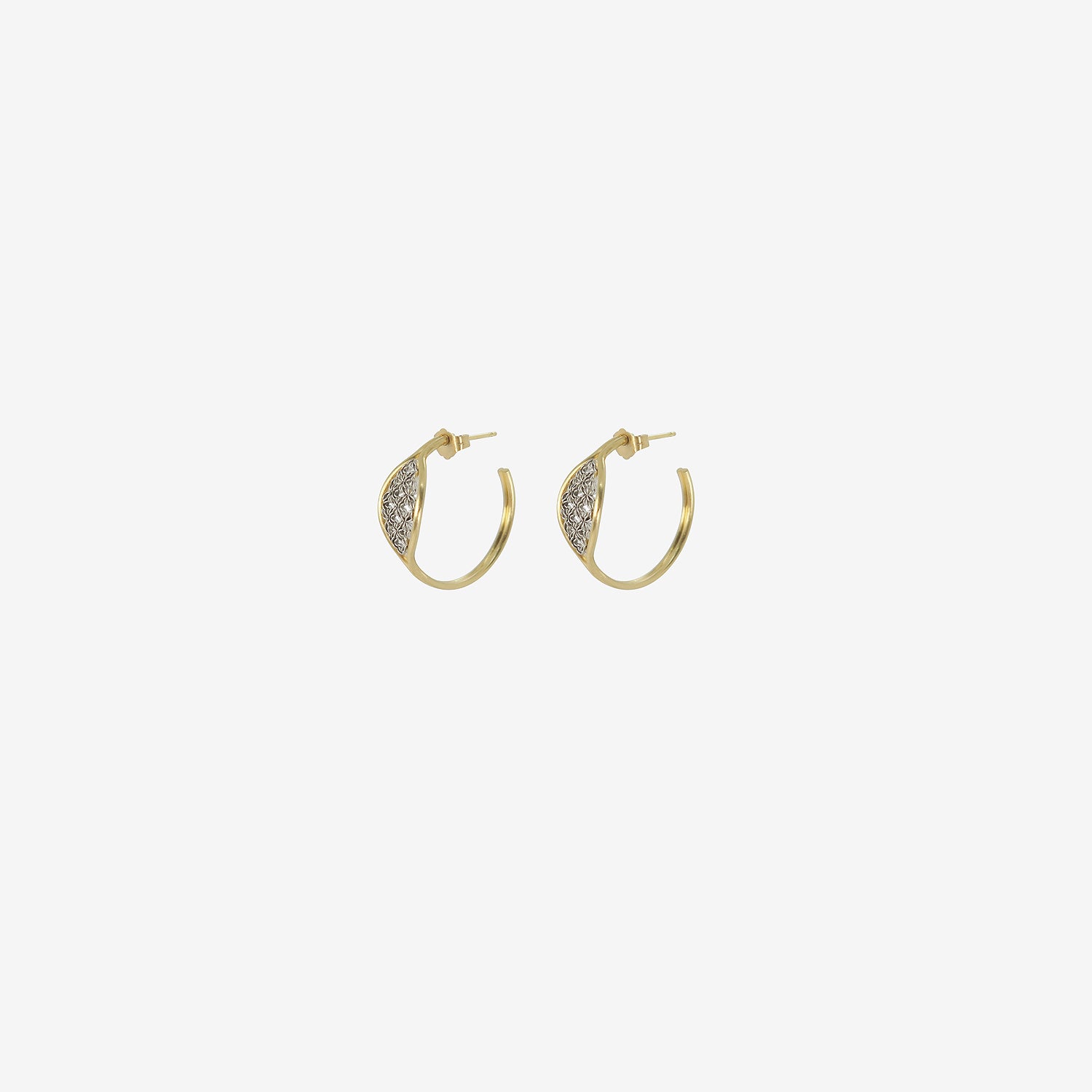 NIKOLLE RADI 18K & PLATINUM FILIGREE HOOPS ON POSTS