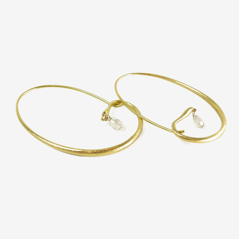 GABRIELLA KISS 18K SMALL SNAKE HOOPS WITH CLEAR DIAMOND BRIOLETTES