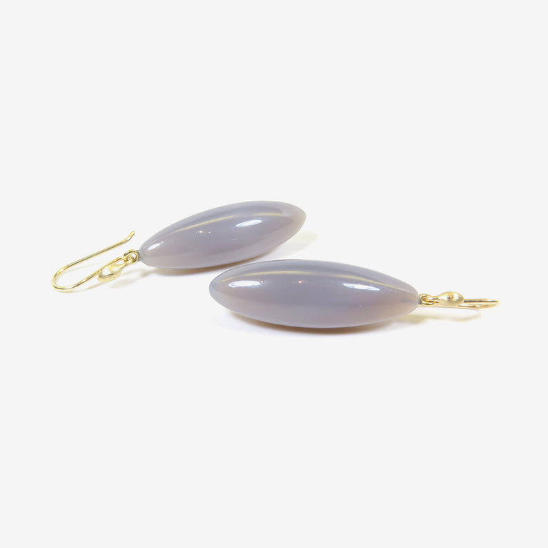 TED MUEHLING 14K & HOLLY BLUE AGATE LONG BERRIES