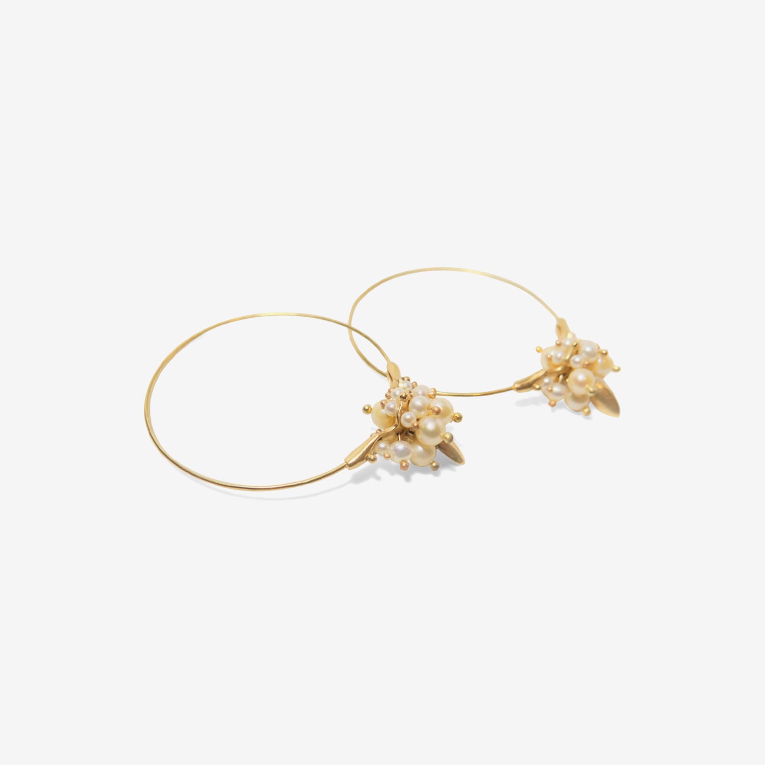 TED MUEHLING 14K WHITE PEARL SMALL HOOP CLUSTERS