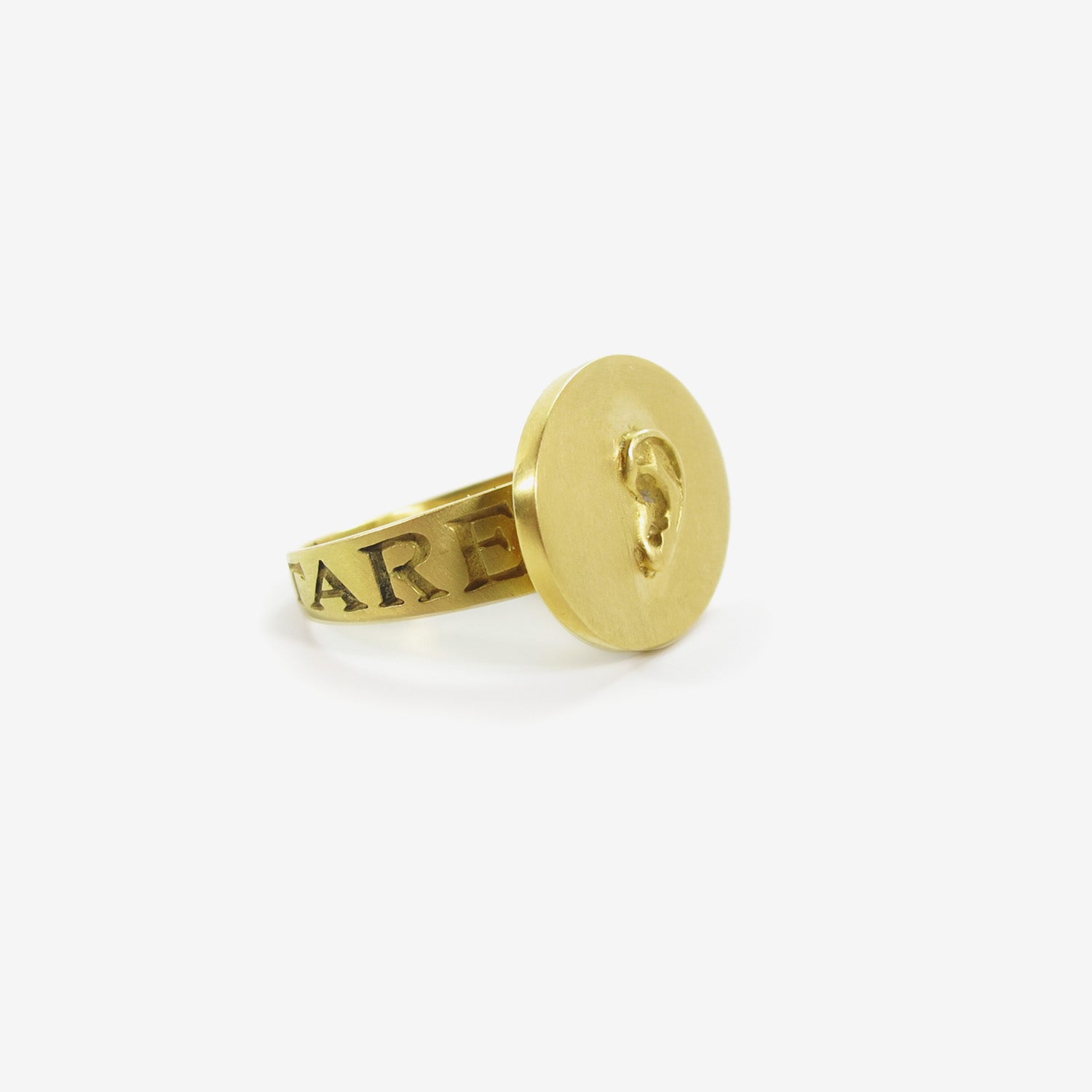 GABRIELLA KISS 18K LOVE TOKEN RING – “AUSCULTARE” – TO LISTEN