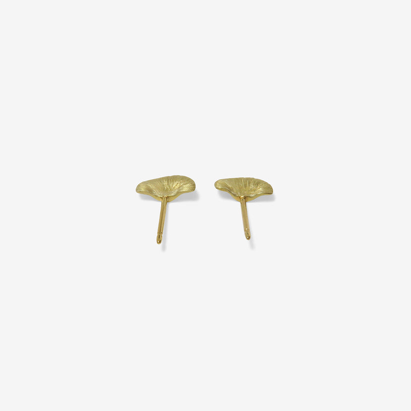 GABRIELLA KISS 14K GREEN GOLD TINY SHELF MUSHROOM POSTS