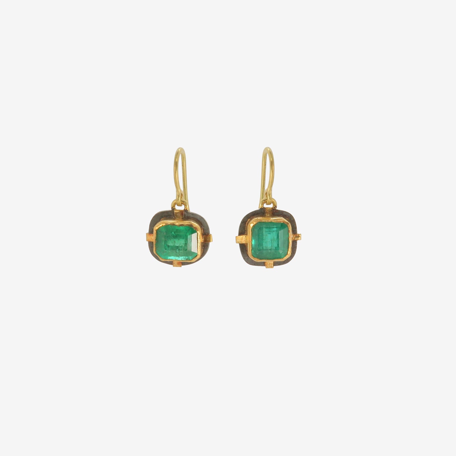 JUDY GEIB 24K & SILVER BEZEL SET SQUARE DEEP GREEN EMERALD EARRINGS, 3.85CT