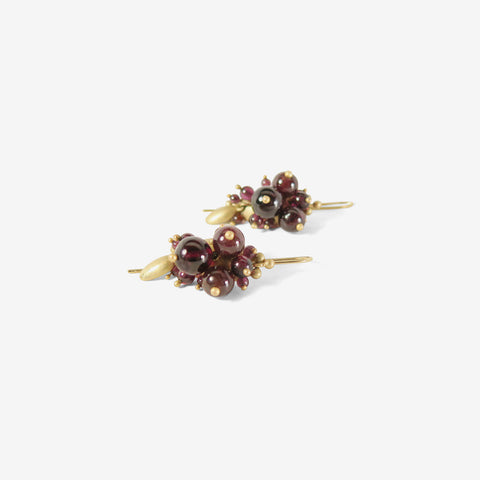 TED MUEHLING 10K & GARNET BUG CLUSTER EARRINGS