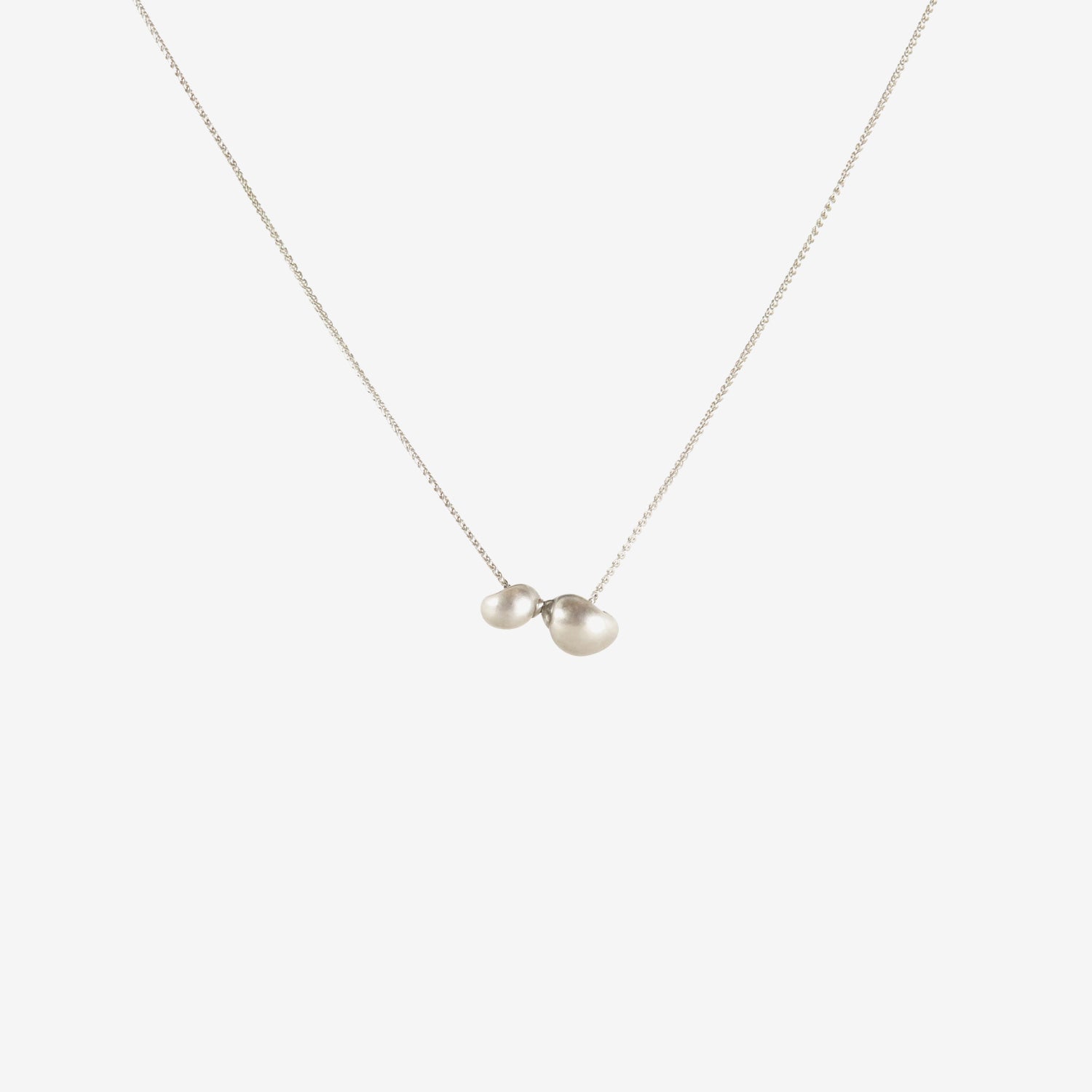 TED MUEHLING STERLING SILVER TWO SNAIL SHELL NECKLACE, 20"