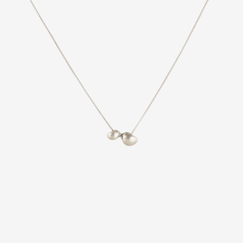 TED MUEHLING STERLING SILVER TWO SNAIL SHELL NECKLACE, 20"