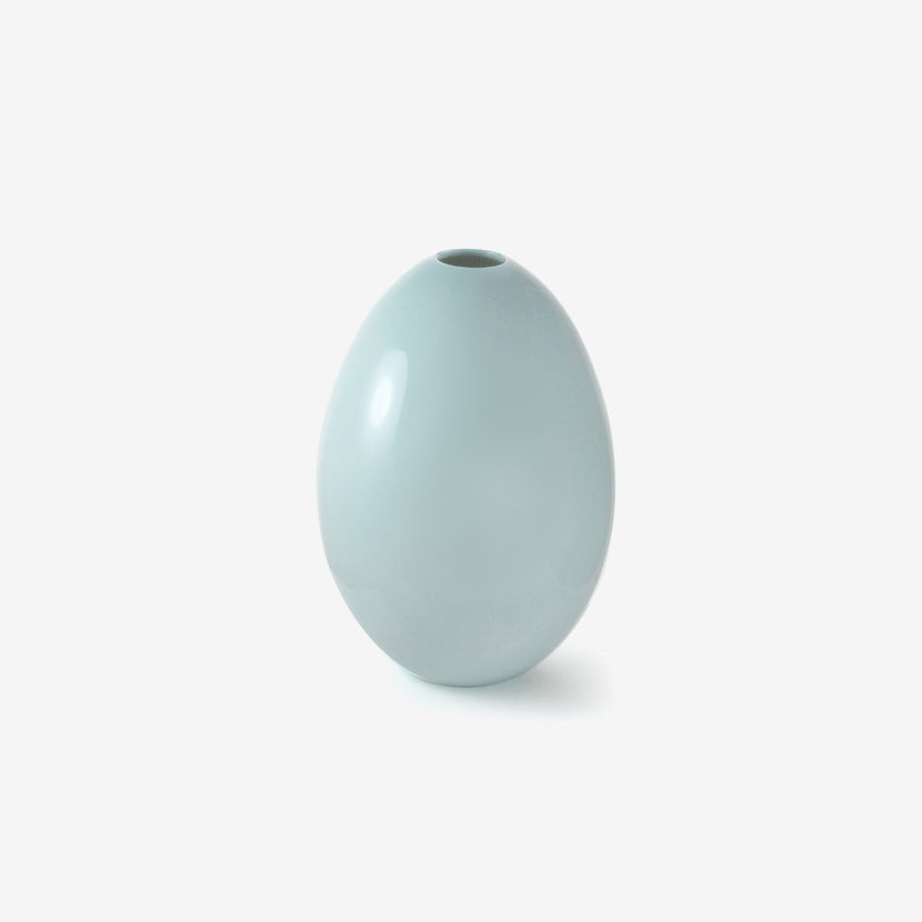 TED MUEHLING ROBIN’S EGG LIGHT BLUE GLAZED SMALL EGG VASE