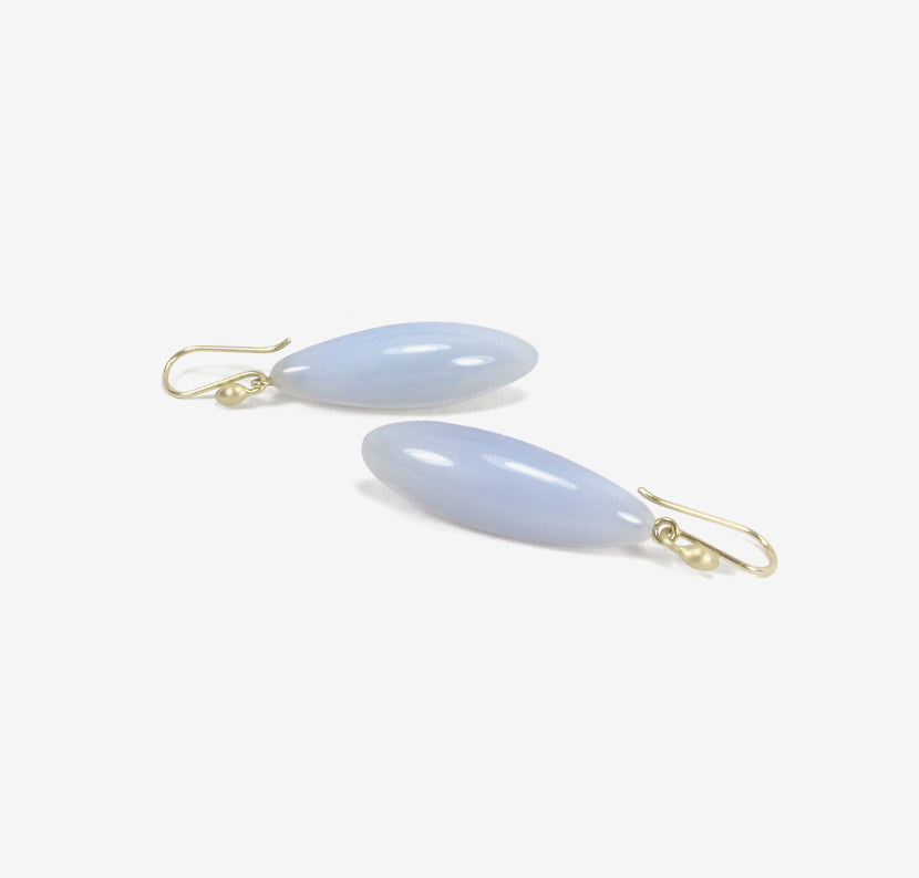 TED MUEHLING 14K & BLUE CHALCEDONY LONG BERRIES